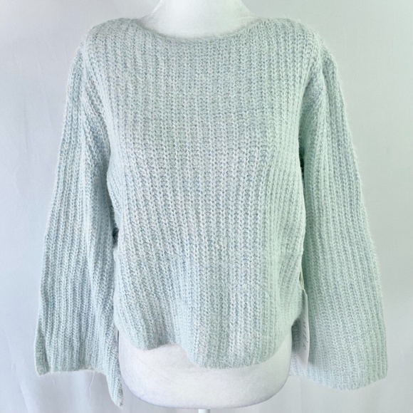 New Lumiere Bell Sleeve Boat Neck Soft Knit Sweater Light Blue Size Large - Picture 2 of 14
